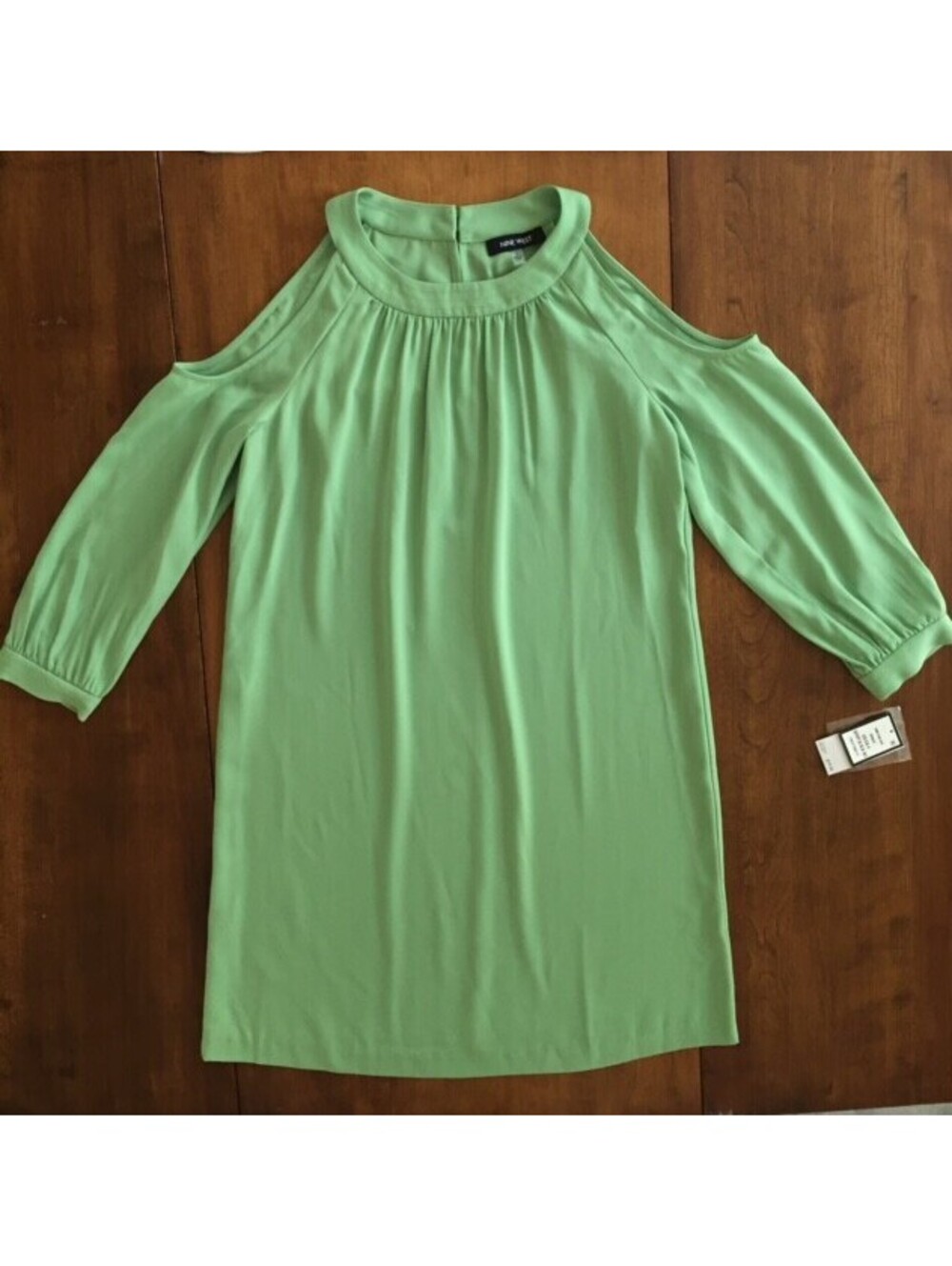 NWT Womens NINE WEST COLD SHOULDER DRESS Sprout Green SHIFT DRESS Size 4